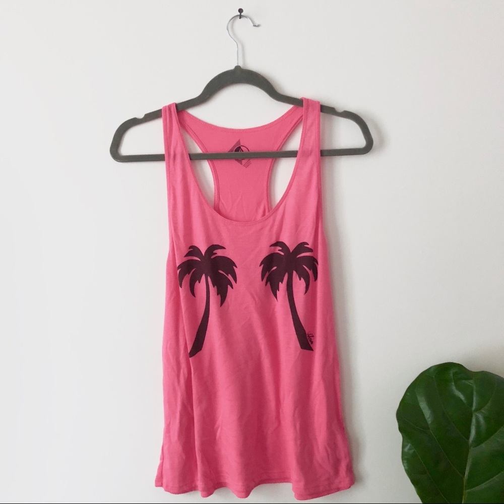 Palm tree tank